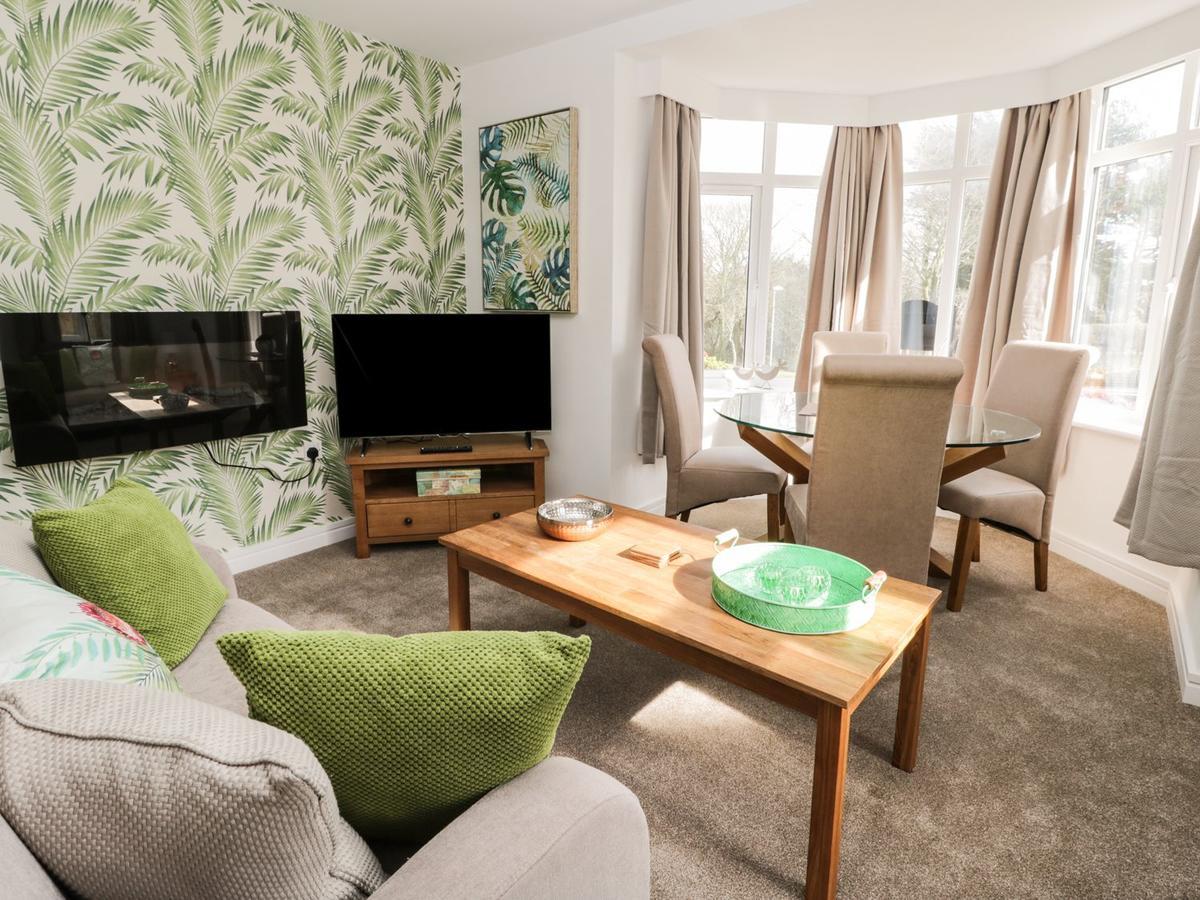 Apartment Manor Heath 1 *
